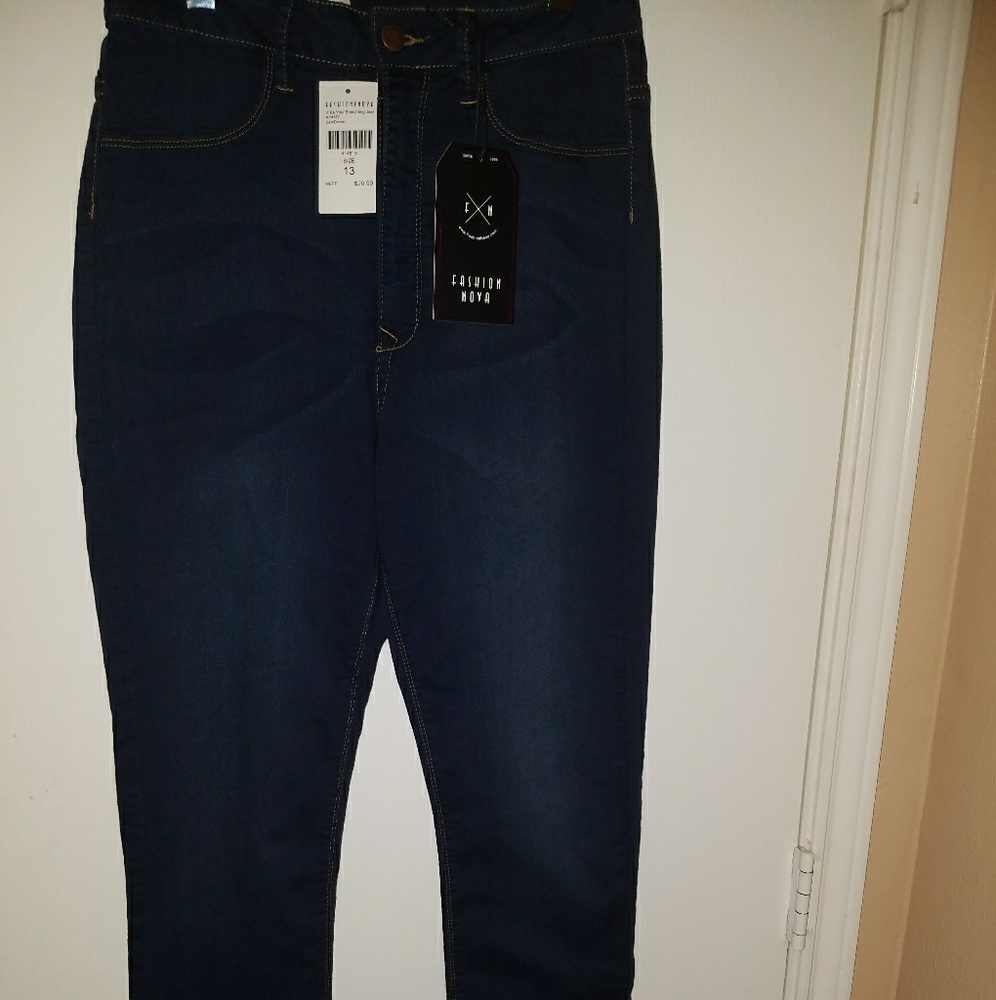 Fashion Nova High waisted jeans